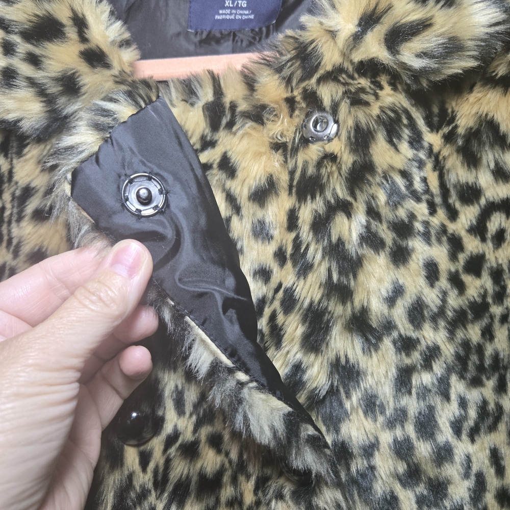 American Eagle Outfitters Leopard Print Faux Fur Pea Coat Size XL Snap Closure - Picture 4 of 6